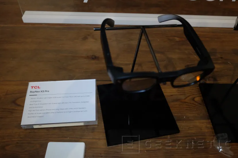 Geeknetic New Arcl Rayneo Air 3S Glasses avec seulement 78 g de poids 2