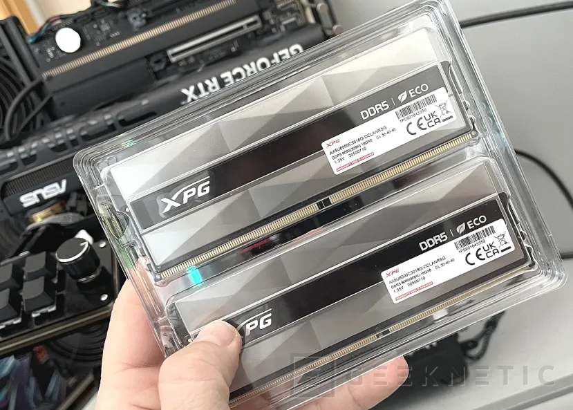 Geeknetic XPG Lancer Neon RGB DDR5 6000 C30 Revue 5