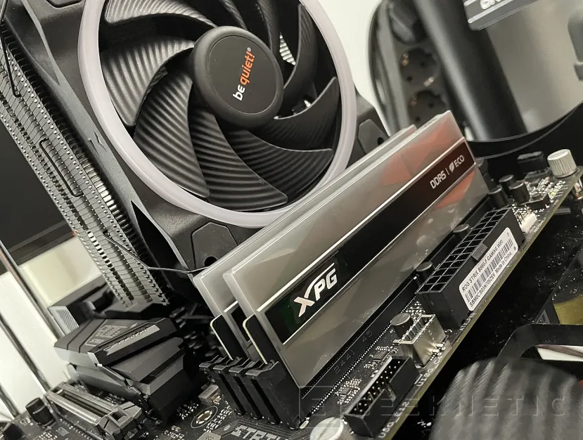 GEEKNETIC XPG LANCER NEON RVB DDR5 6000 C30 REVUE 12