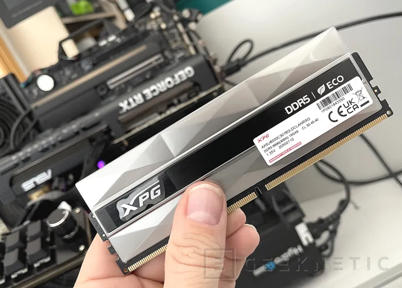 Geeknetic XPG Lancer Neon RVB DDR5 6000 C30 Revue 9