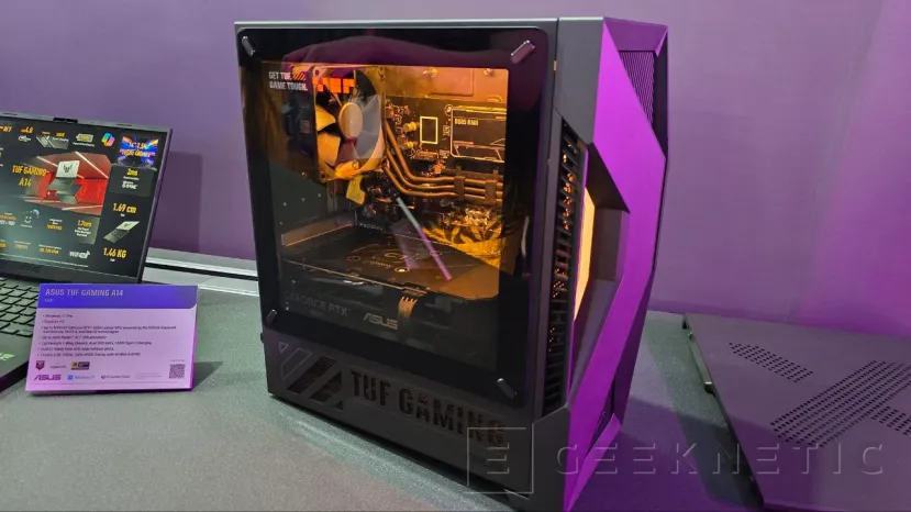 Geeknetic Asus nous montre une avancée des produits qui se présenteront demain dans cet ordinateur 4