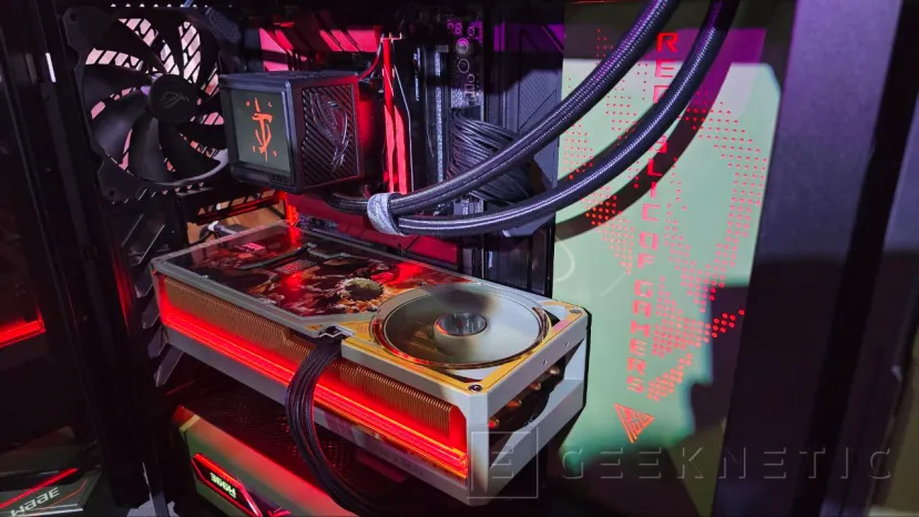 Geeknetic Asus nous montre une avancée des produits qui se présenteront demain dans cet ordinateur 5