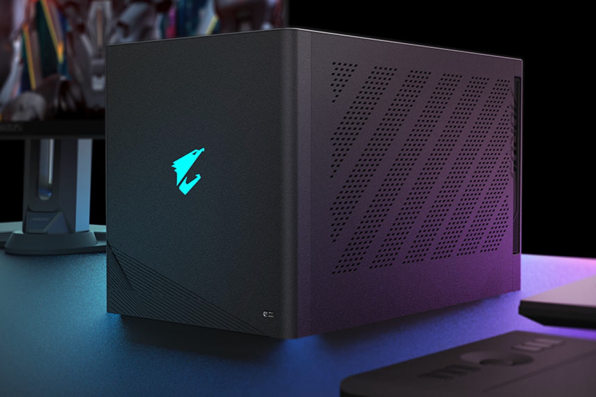 Gigabyte annonce son GPU externe AORUS RTX 5090 AI avec Thunderbolt 5.0 et refroidissement liquide