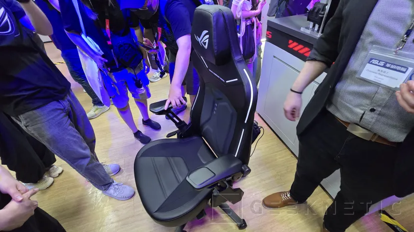Geeknetic La chaise de jeu Asus Rog Courser intègre l'éclairage Argb 2