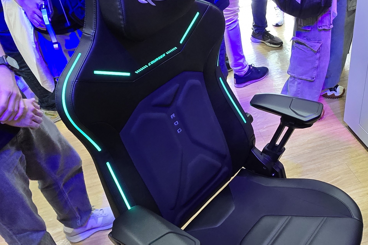 La chaise de jeu Asus Rog Courser intègre l'éclairage Argb
