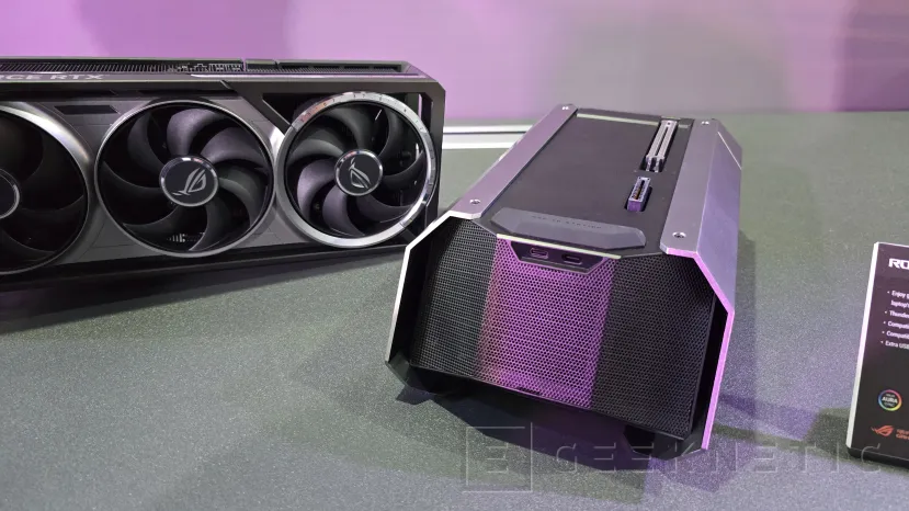 Geeknetic Asus nous enseigne ses nouveaux GPU externes: ROG XG Station 3 et XG Mobile 3