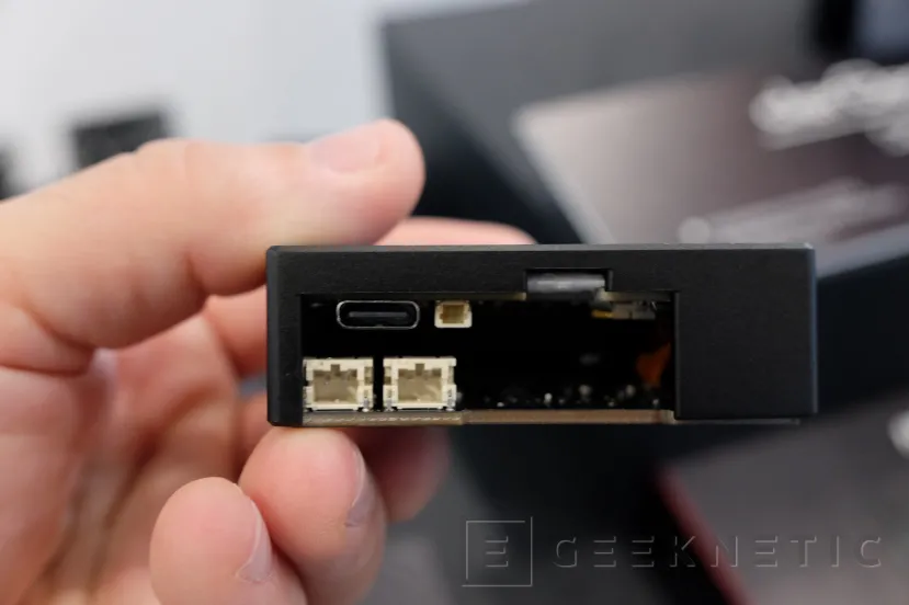 Geeknetic Le nouveau WireView Pro II améliore le précédent en ajoutant un capteur pour chaque broche dans le connecteur 12VHPWR 2