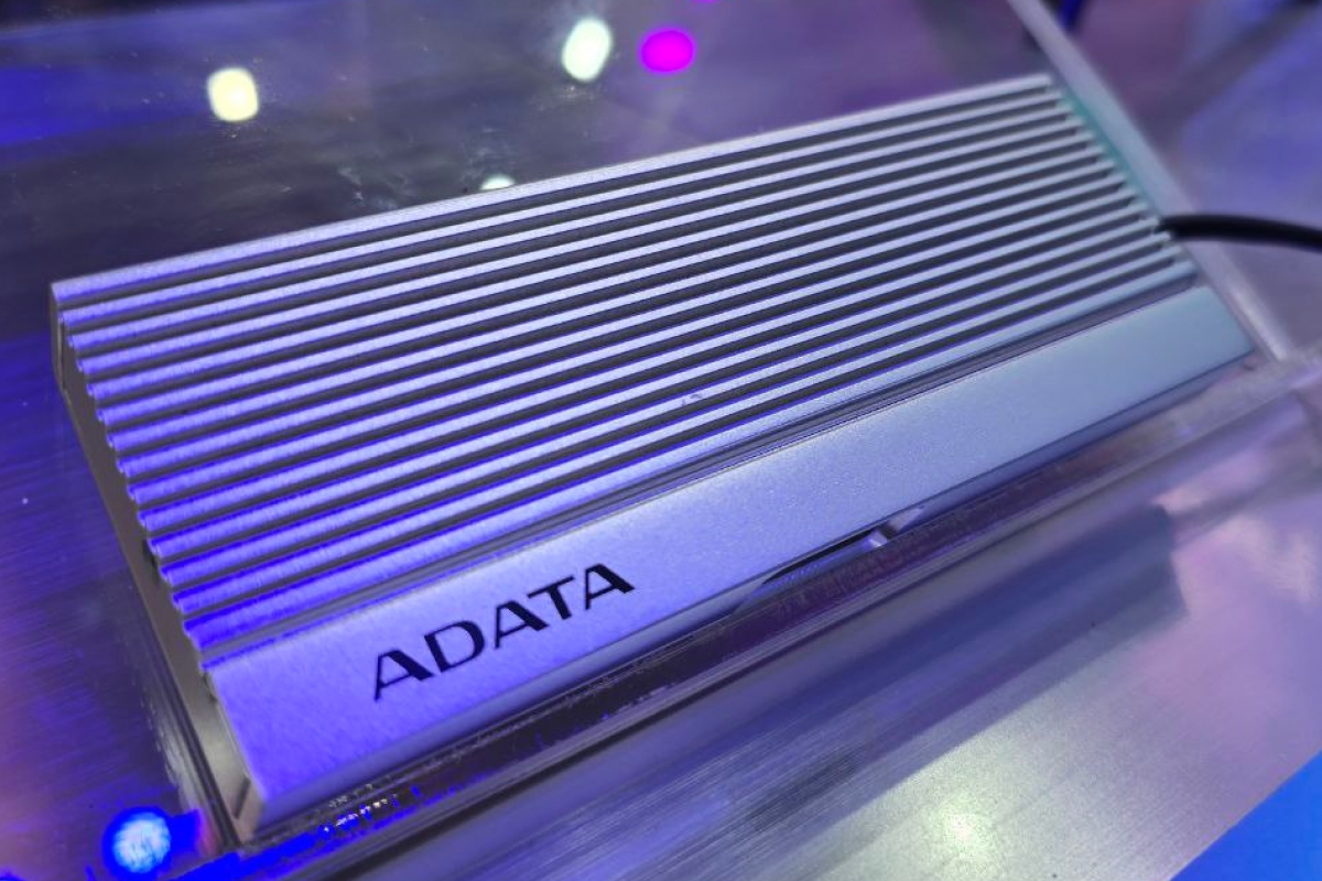 Jusqu'à 6 000 Mo / Sy Thunderbolt 5 Connectivité dans le projet externe SSD ADATA Titan