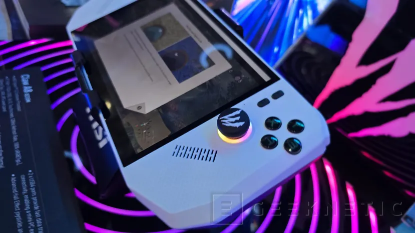 Geeknetic MSI a présenté sa console Claw A8 avec un processeur AMD Ryzen Z2 2