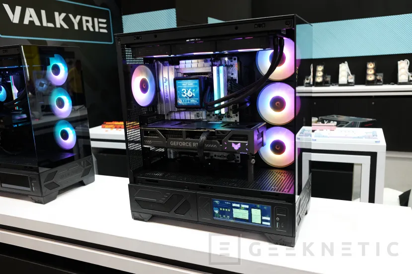 Geeknetic Valkyrie travaille dans de nouvelles boîtes panoramiques, souris et claviers 2