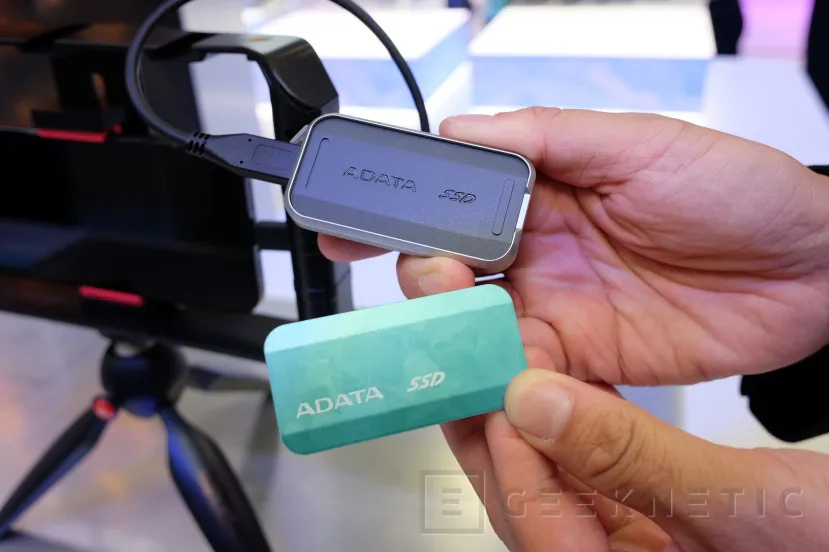 Geeknetic Adata étend son offre SSD externe avec des modèles allant jusqu'à 6 000 Mo / s avec USB4 et Thunderbolt 5 2