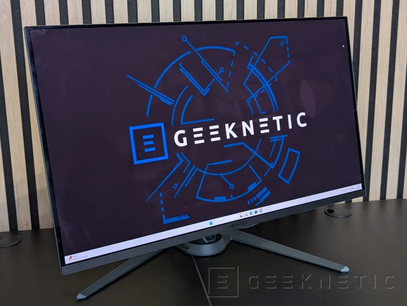Geeknetic Aorus FO32U Revue 34
