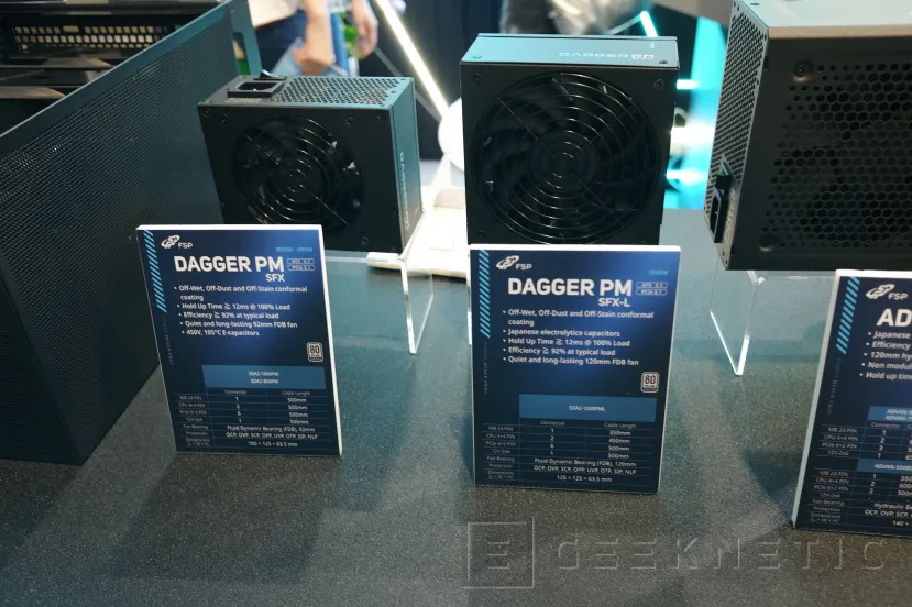 Geeknetic Dagger PM Sources alimentaires au format SFX dépasse 1 000 W avec 80 PLUS Platinum 2