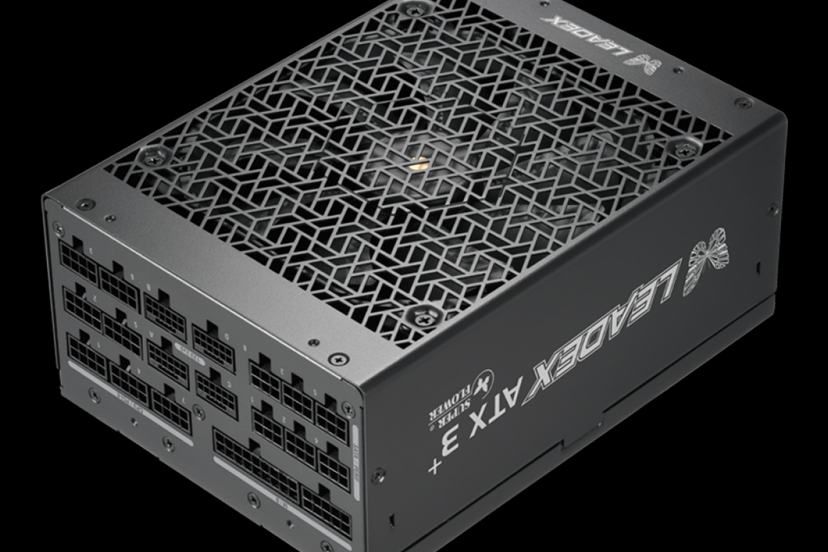 Super Flower a déjà son alimentation avec des connecteurs de 2 800 W et 4 pins à 16 ans pour environ 700 euros pour changer