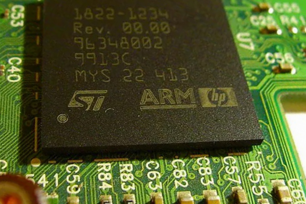 Les nouvelles instructions SM2 de ARM promettent de multiplier par 6 la vitesse de l'IA dans les smartphones