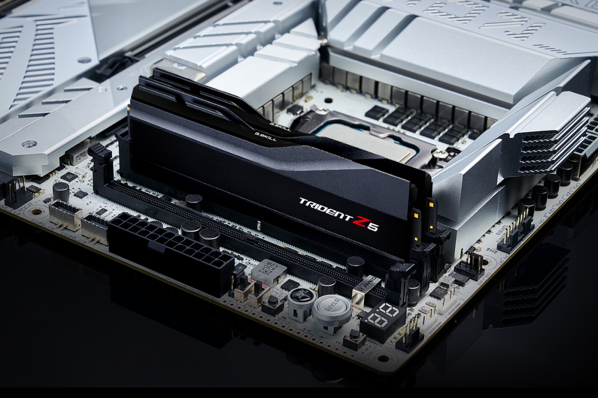 La mémoire DDR5 G.Skill Trident Z5 a atteint 12 872 MT / s obtenant un nouvel enregistrement
