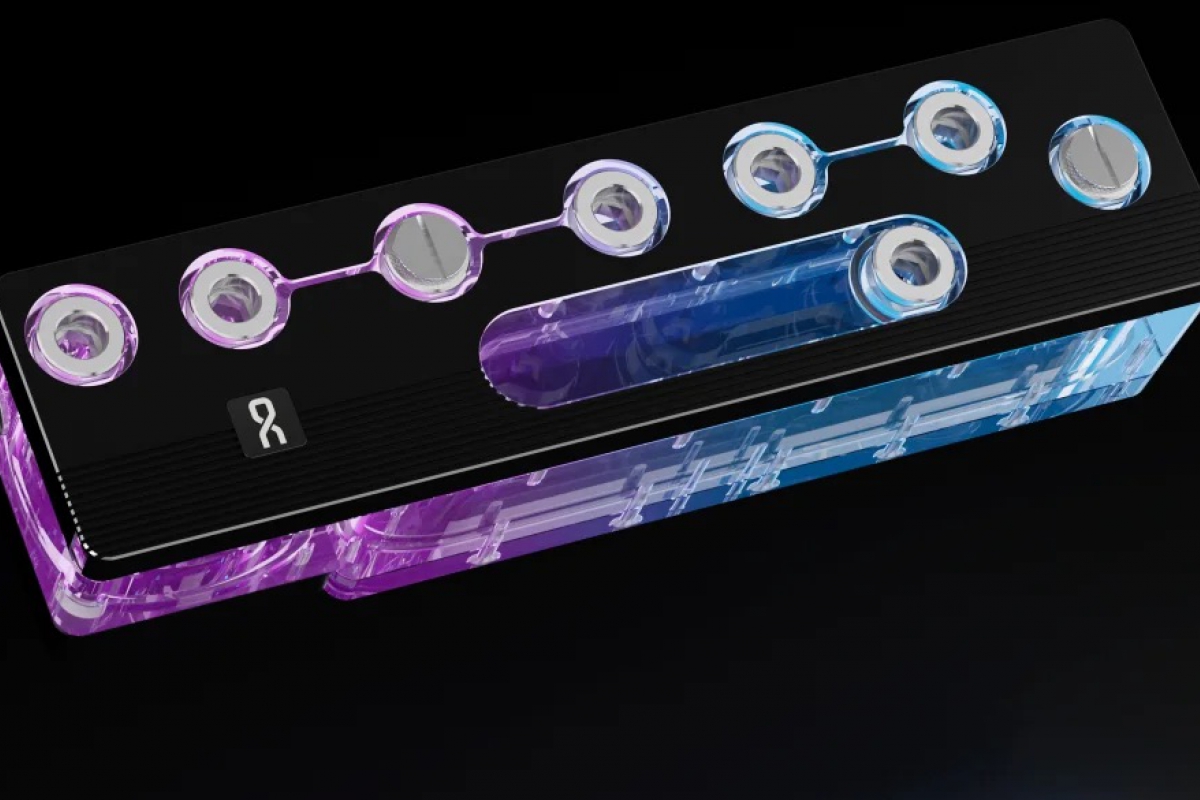 Alphacool lance sa plaque Apex pour le North XL Fractal: Design personnalisé, le laiton chromé et l'argb intégré