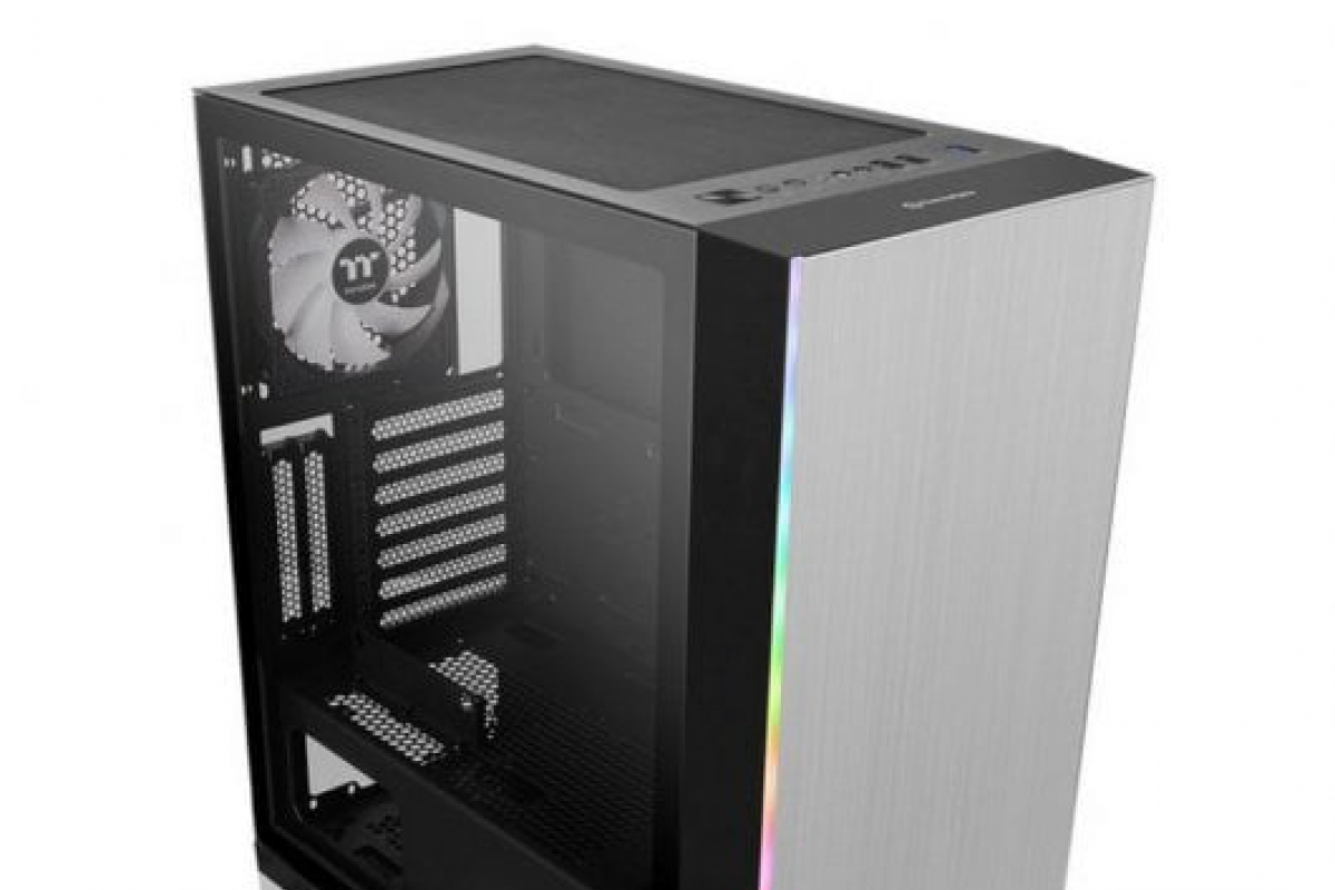 Julio commence à économiser avec ces offres, boîte pour thermaltake H550 PC pour 44,46 euros, tous dans un ordinateur, les plaques à base de mère et plus
