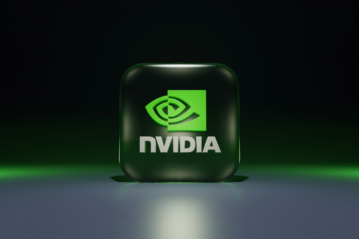 Nvidia lance GeForce 577.00 WHQL avec le support pour DLSS 4