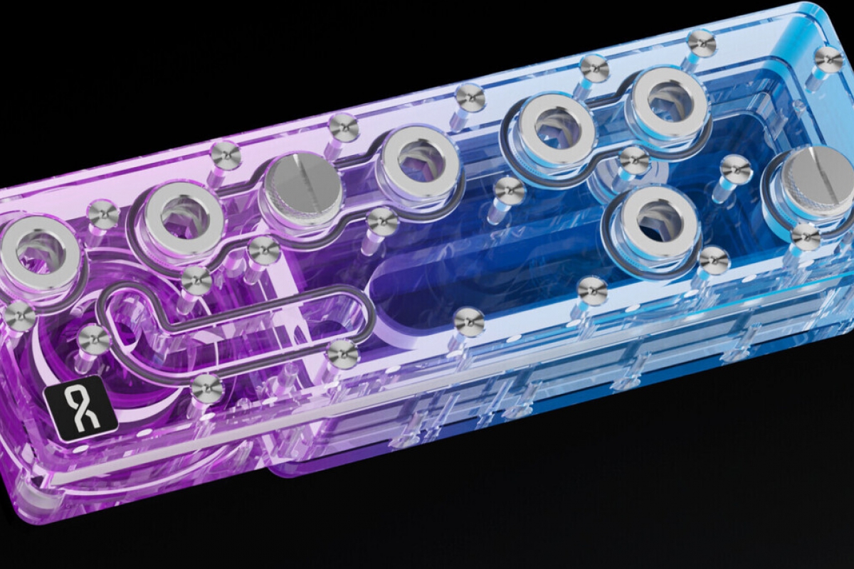 ALPHACOOL Core Distro Plate 240 XS D5 / DDC Mélanger l'acrylique transparent, les connecteurs G1 / 4 intégrés et la prise en charge des pompes D5 ou DDC