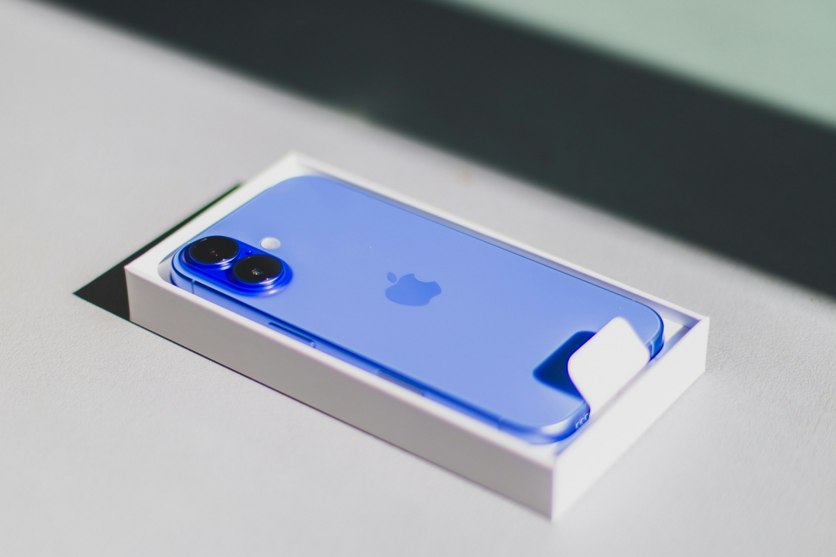 Apple ne lancera pas la base de l'iPhone 18 en 2026: il arrivera en 2027