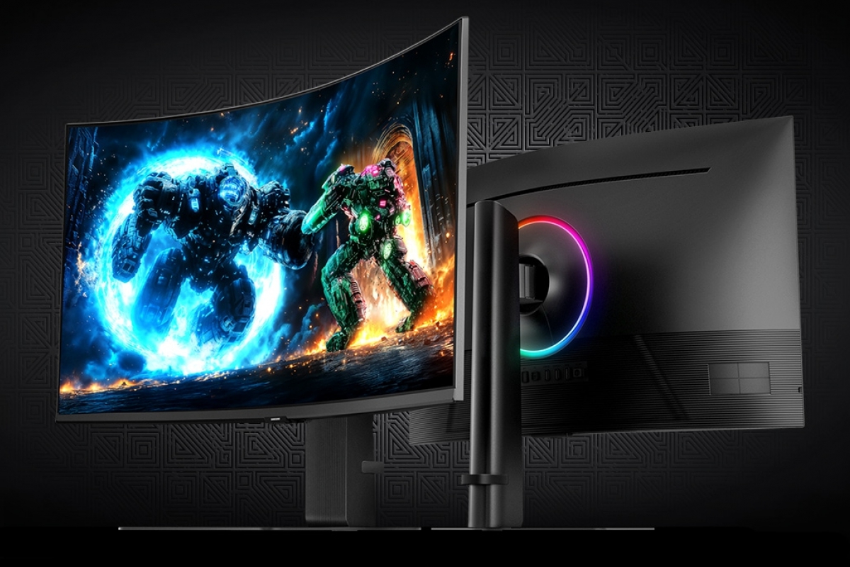 Le nouveau moniteur Samsung Odyssey G7 offre une option de 37 pouces avec une résolution 4K et 165 Hz de taux de rafraîchissement