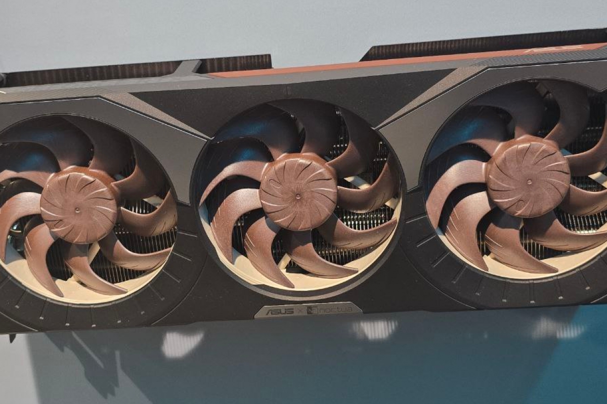 Noctua n'exclut pas un RTX 5090 Nvidia personnalisé avec ses fans