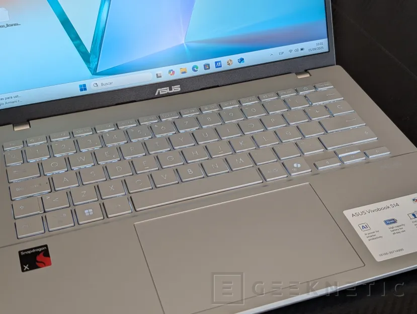 Geeknetic Asus Vivobook S14 S3407QA Revue 6