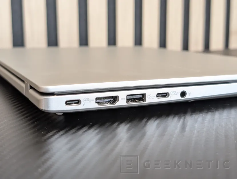 Geeknetic Asus Vivobook S14 S3407QA Revue 4