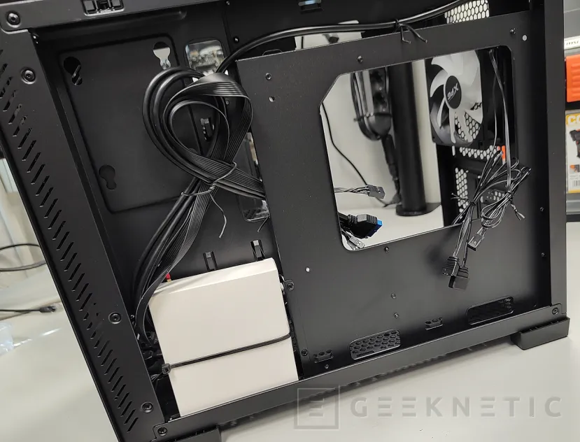 Geeknetic XPG Air Nano Review 9