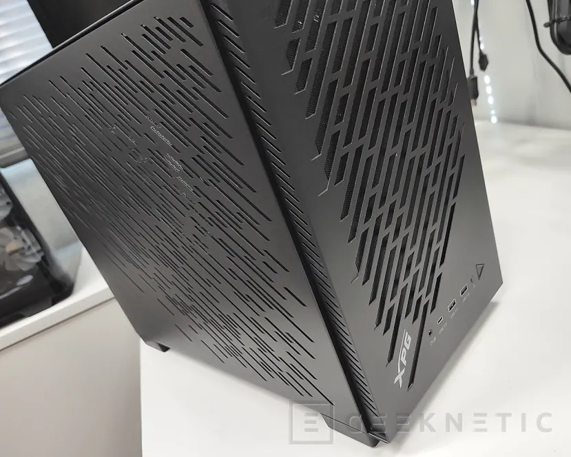 Geeknetic XPG Air Nano Review 3