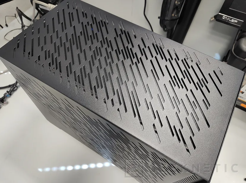 Geeknetic XPG Air Nano Review 5