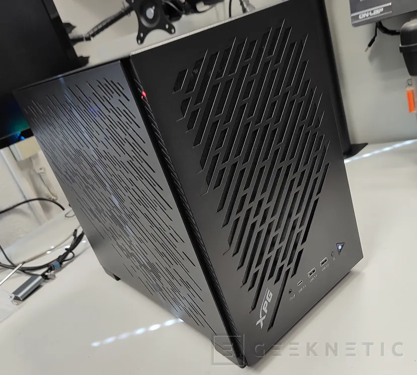 Geeknetic XPG Air Nano Review 23