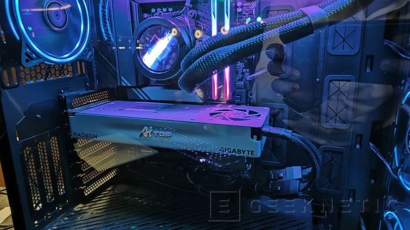 Les gigaoctets geeknétiques nous montrent son Radeon AI Pro 9700 AI Top et confirme son arrivée imminente en Espagne 2