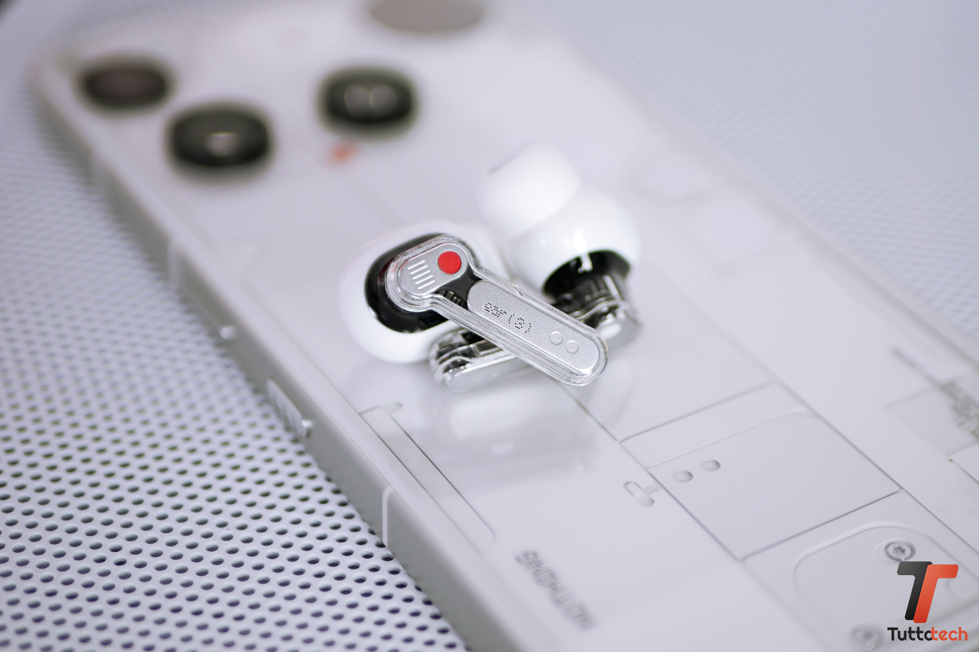 Ne pas entendre rien d'oreille (3): ils restent emblématiques sans déformer et il y a une fonction supplémentaire 7