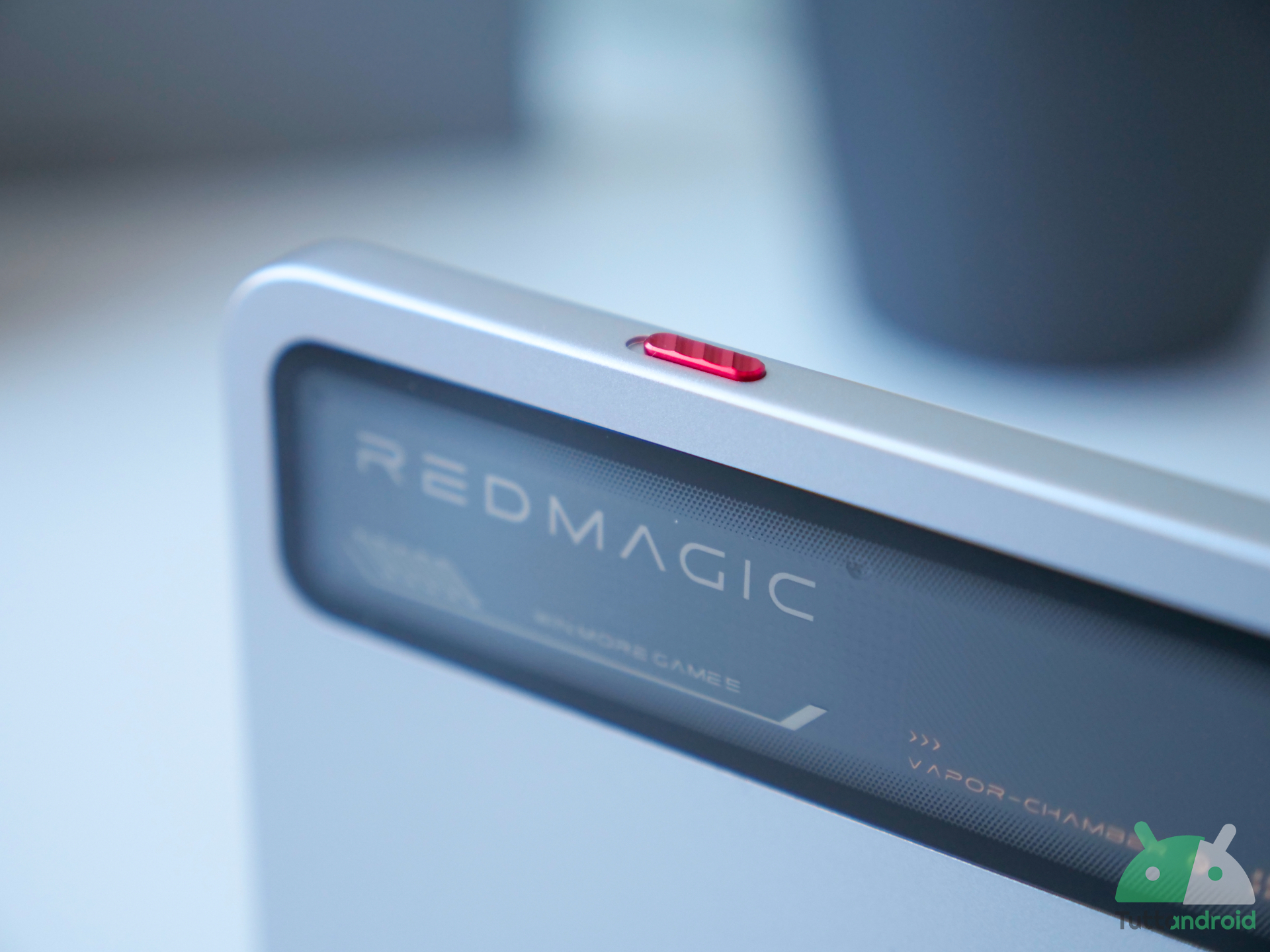 REDMAGIC astra gaming tablet