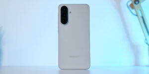 Les Samsung Galaxy A57 5G et Galaxy A37 5G sont déjà les protagonistes des premières vidéos pratiques