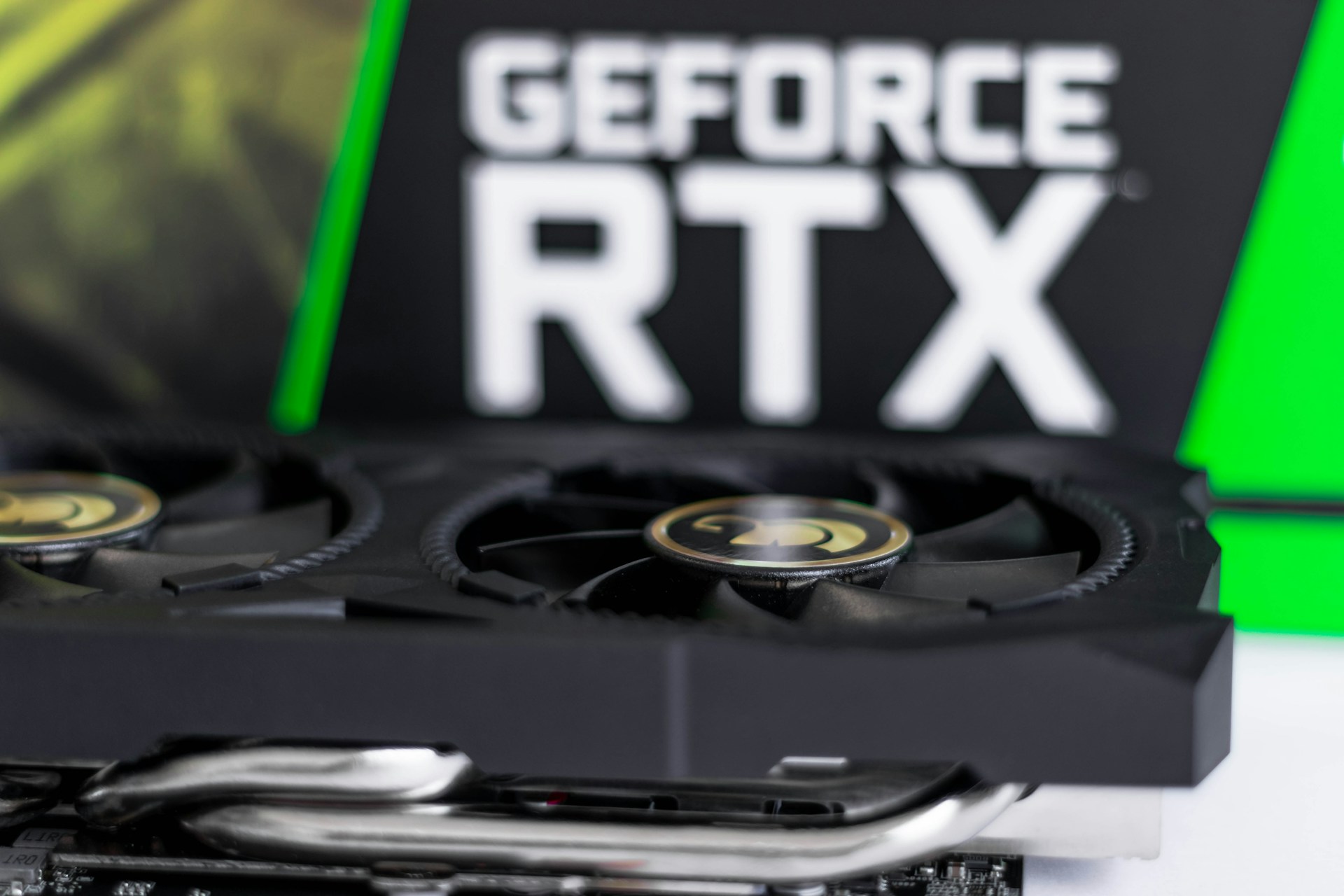 NVIDIA étudie une défaillance de virtualisation dans le RTX 5090 et RTX Pro 6000