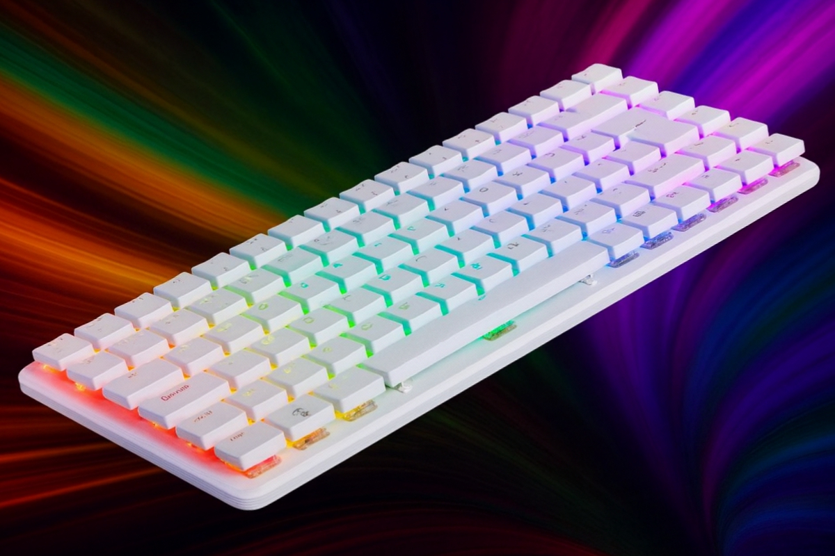 Raspberry Pi 500+ arrive avec un clavier mécanique, SSD M.2 de 256 Go et 16 Go de RAM comme son plus grand saut de puissance