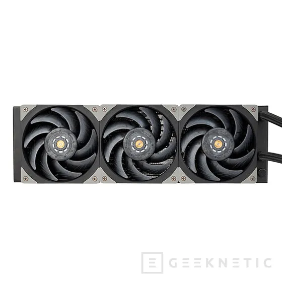 Geeknetic Silverstone présente son nouveau RL pour les serveurs avec une prise unique et une double conception de bombes 4