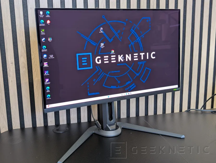 Geeknetic Aorus FO27Q5P Revue 8