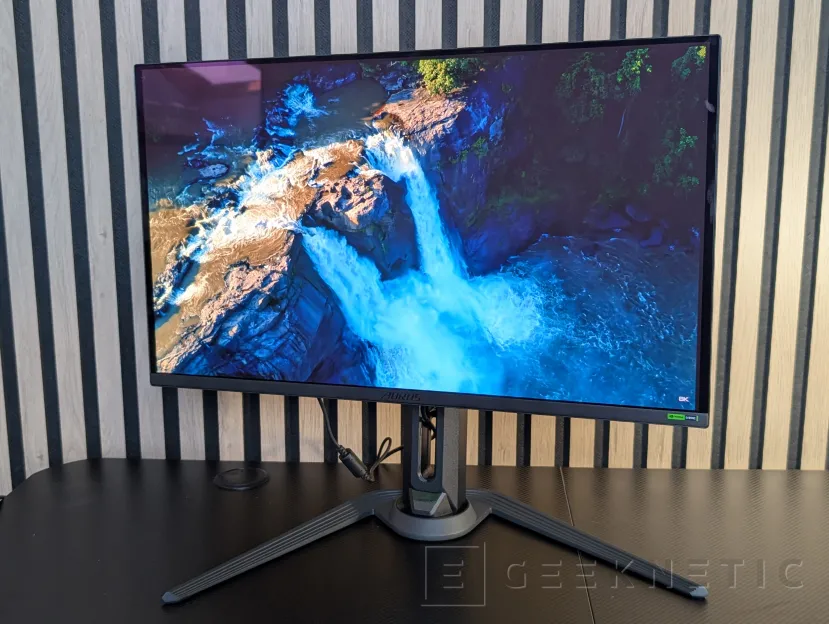 Geeknetic Aorus FO27Q5P Revue 34
