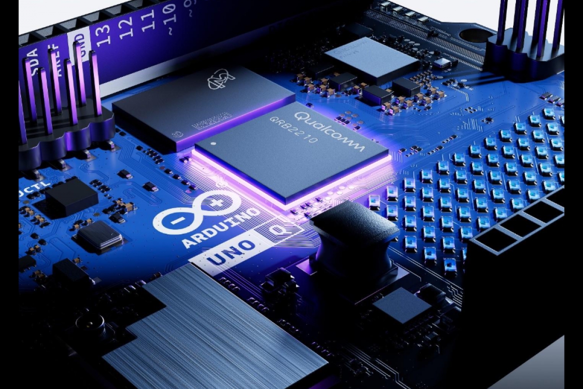 Qualcomm et Arduino présentent l'UNO Q, une carte dotée d'un processeur Dragonwing "double cerveau"
