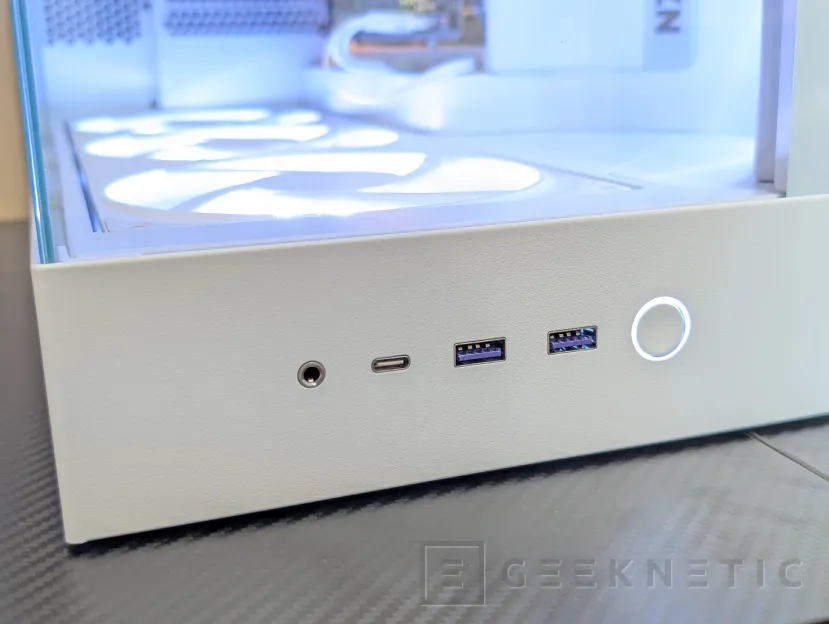 Examen Geeknetic NZXT H9 FLOW RGB+ 10