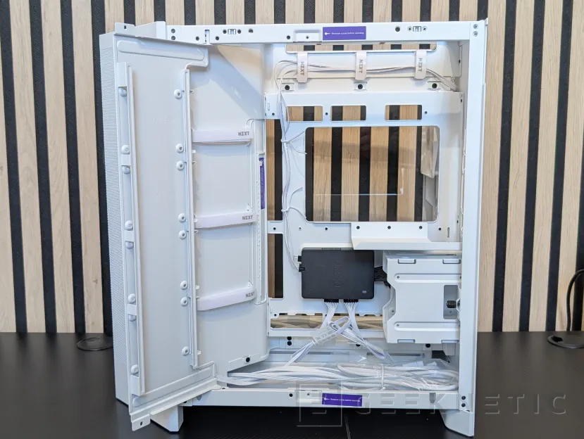 Examen Geeknetic NZXT H9 FLOW RGB+ 9