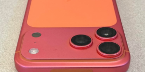 Certains iPhone 17 Pro Cosmic Orange prennent la couleur Or Rose