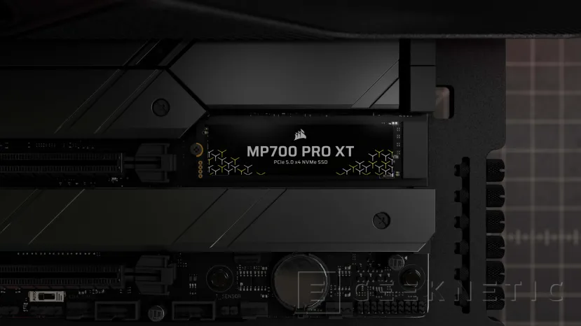 Geeknetic CORSAIR présente son disque SSD M.2 MP700 PRO XL hautes performances, jusqu'à 14 900 Mo/s en lecture et 14 500 Mo/s en écriture 3