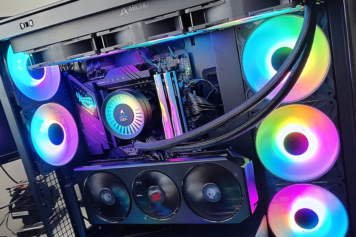 Examen de l'Arctic P12 Pro Reverse A-RGB