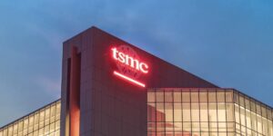 Les puces NVIDIA Blackwell fabriquées par TSMC aux États-Unis doivent retourner à Taiwan pour être emballées