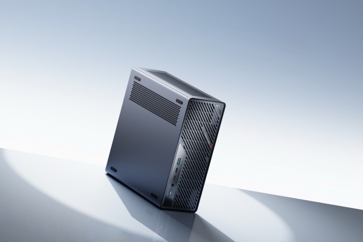 MinisForum MS-02 Ultra : mini station de travail avec Core Ultra 9, 13 TOPS NPU et double réseau 25 GbE